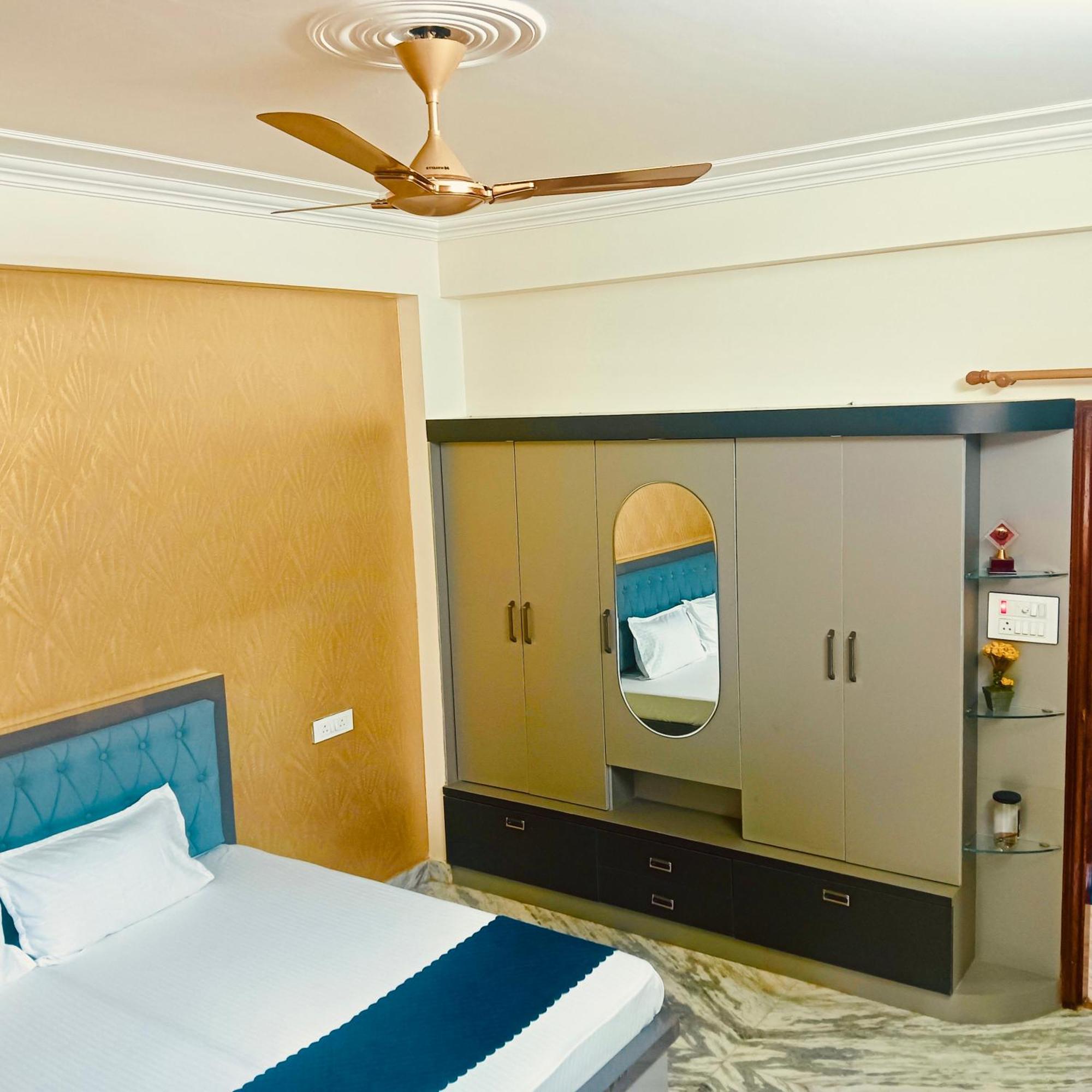 Apartment Luxury 3 Bhk 15 Mins From Kashi Vishwanath Temple Varanasi
