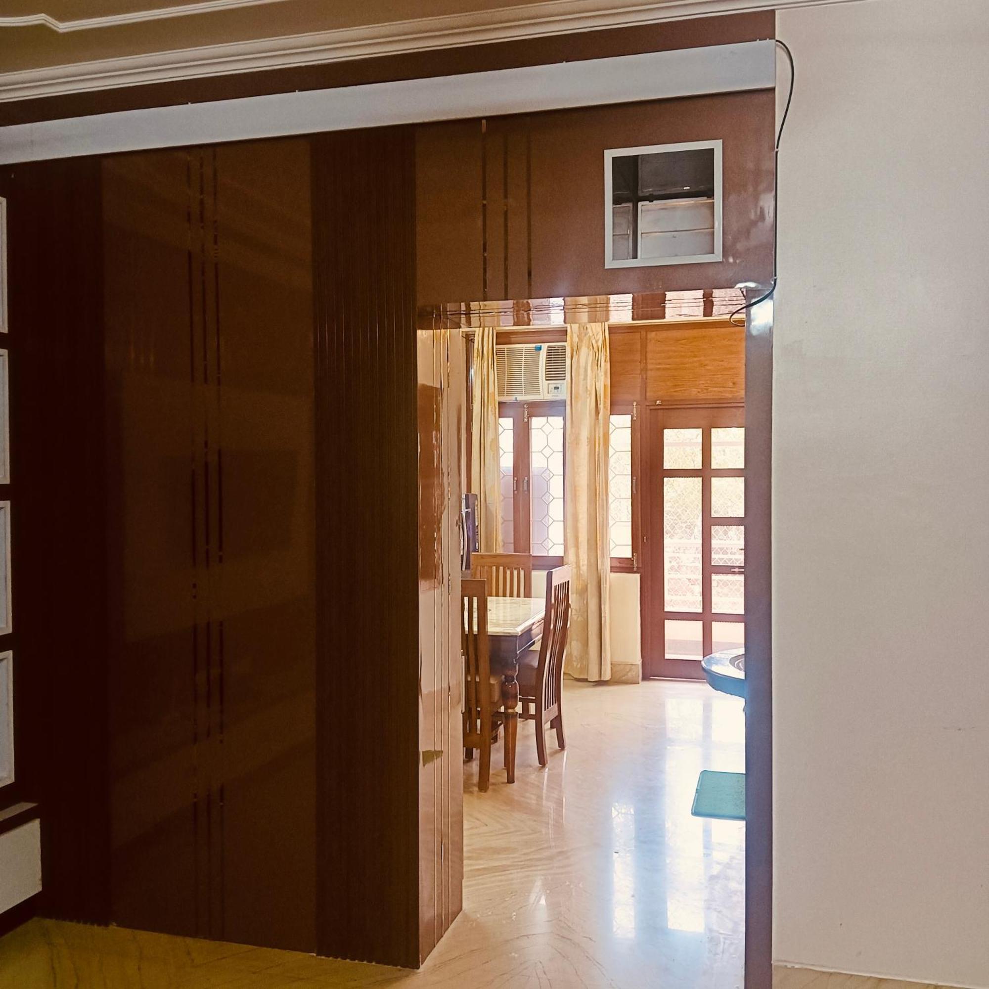 Luxury 3 Bhk 15 Mins From Kashi Vishwanath Temple * Varanasi